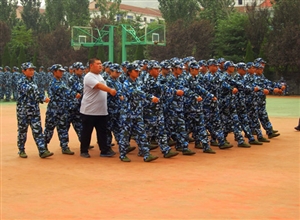 中國礦業(yè)大學化工學院新生軍訓視角